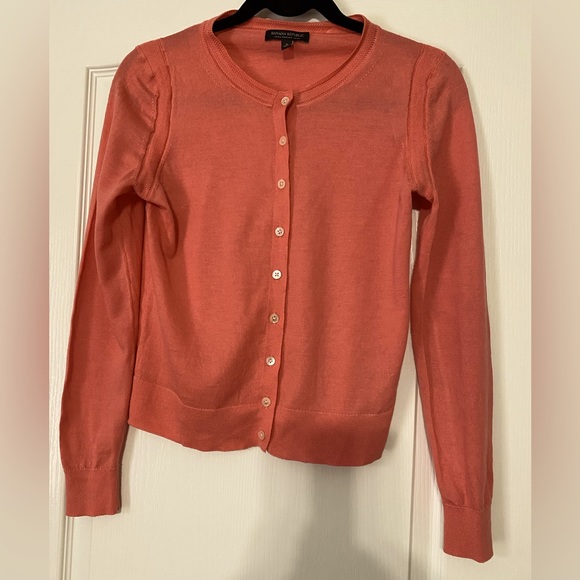 Banana Republic Sweaters - Banana Republic Coral Button Down Cardigan Sweater Womens Size Small